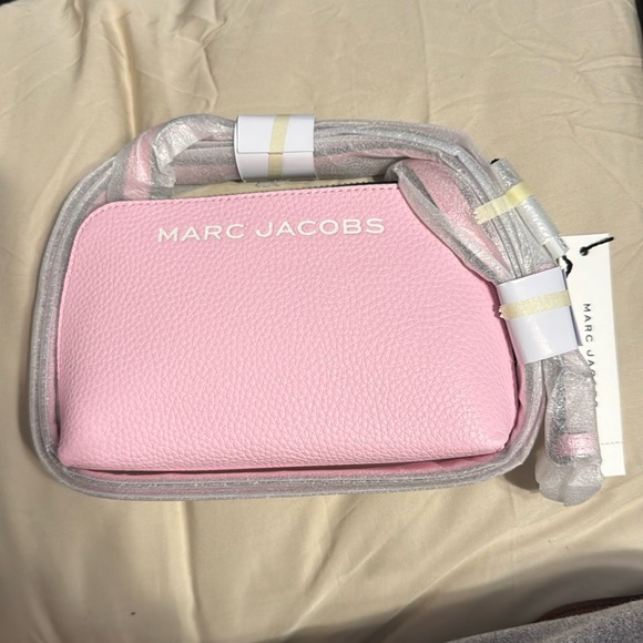 Marc Jacobs Handbags - Marc Jacobs mini bubblegum pink crossbody nwt & nib